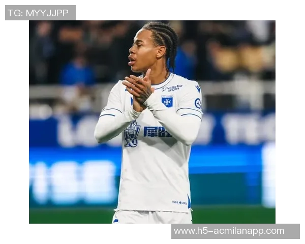 法媒报道里尔法兰克福汉堡等队争抢昂热后卫埃科米